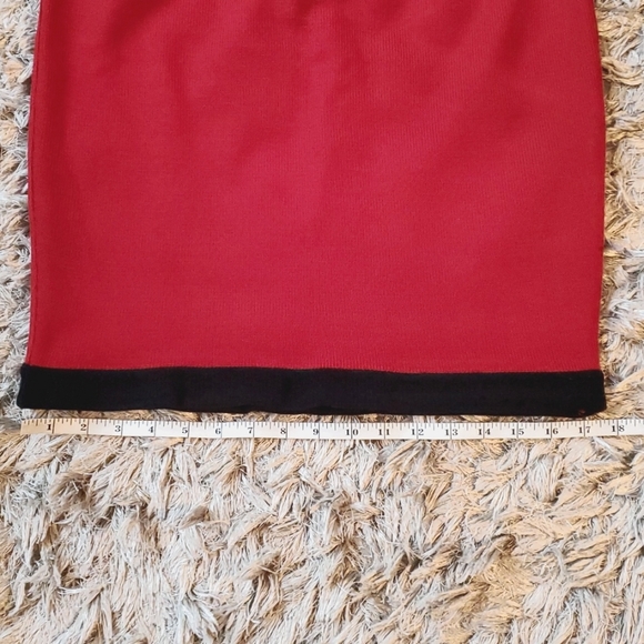 Vintage Escada red wool skirt - Picture 6 of 14